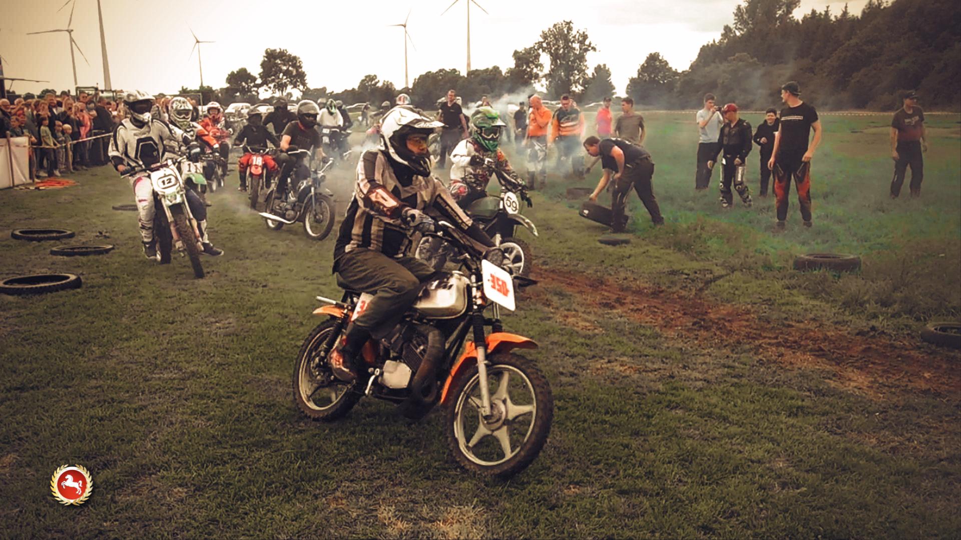 17. Mofa-Rennen beim Niedersachsenring in Schwarme