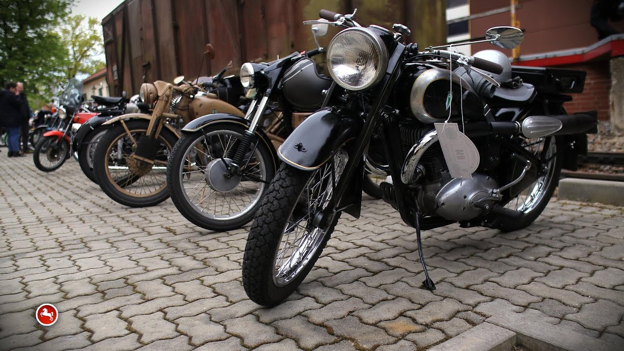 Oldtimer-Ausfahrt zum Motorradmuseum bei der Senffabrik in Eystrup Oldtimer-Ausfahrt zum Motorradmuseum bei der Senffabrik in Eystrup