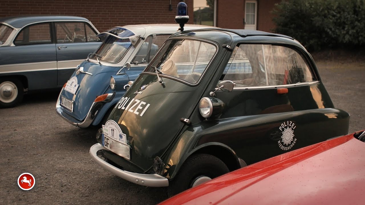 Polizei-Isetta (BMW) von 1958 bei Oldtimer-Ausfahrt in Niedersachsen