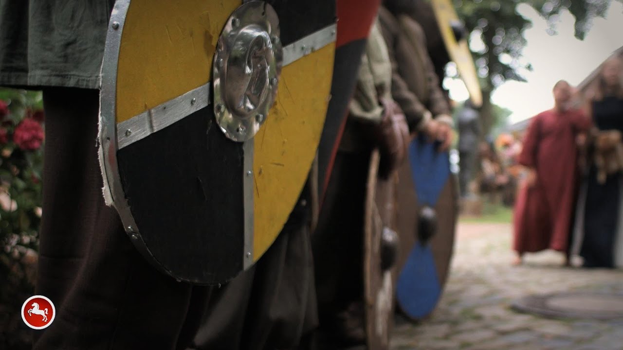 Sachsen und Wikinger: Schildkampf an der Brücke zur Freudenburg in Bassum